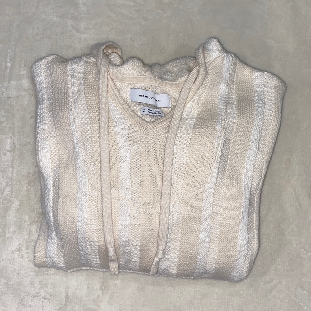 urban outfitters cream and white hooded sweater